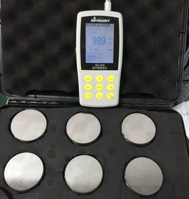 Máquina portátil de prueba de dureza por ultrasonidos motorizada SU-410D